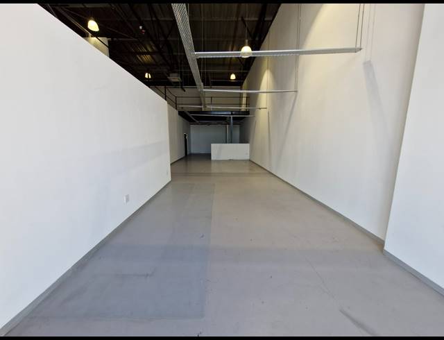 372M² SHOWROOM TO LET IN KRAMERVILLE
